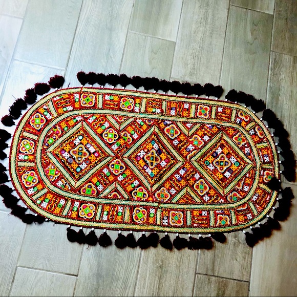 Vintage Tapestry Embroidered Hand Crafted - Picture 9 of 10